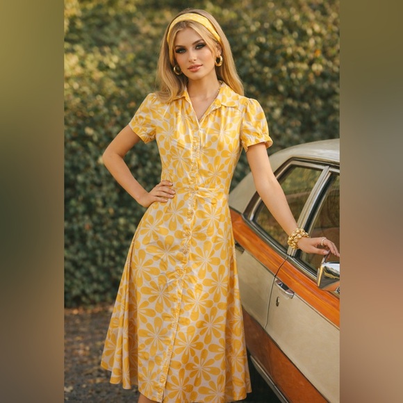 Chadwicks Dresses & Skirts - Vintage 70’s Chadwick’s Midi Floral Flower Button Down Retro Dress